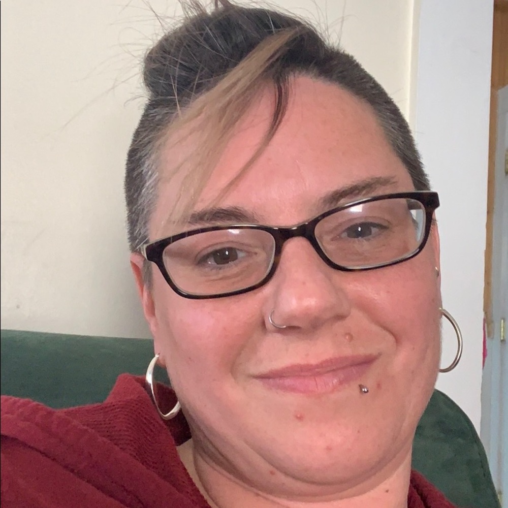 Meet your Posher, Nicole